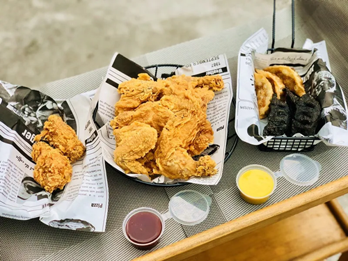 牛郎追爱攻略 | 凭一家炸鸡店，分分钟搞定“丈母娘”！